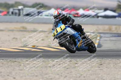 media/Apr-18-2025-CVMA Friday Practice (Fri) [[88baa45499]]/Racer 3/Session 5 (Turn 14 Tip In)/